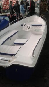 Моторная лодка "Славутич 360Д"