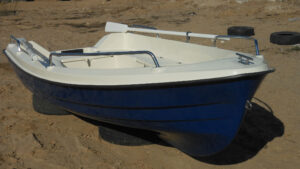 Моторная лодка "Славутич 360Р"